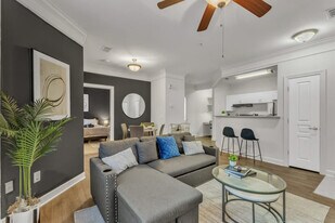 7600 Almaden Way in Cary, NC - Building Photo