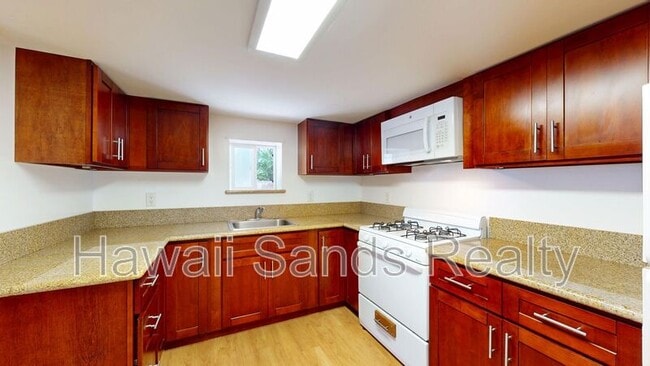 908 Kinau St in Honolulu, HI - Building Photo - Building Photo