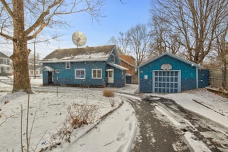 1006 Ballantyne Rd in Syracuse, NY - Building Photo - Building Photo