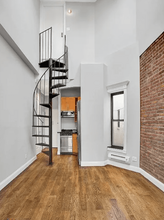 209 E 25th St in New York, NY - Building Photo - Building Photo