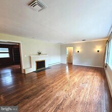 6431 Overhill Rd in Falls Church, VA - Building Photo - Building Photo