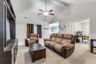 201 Cattlemans Crk Rd in Newark, TX - Building Photo - Building Photo