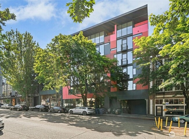 1111 E Pike St, Unit 302 in Seattle, WA - Building Photo - Building Photo