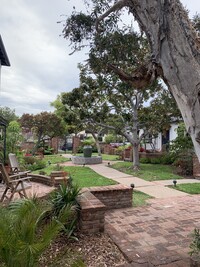 17th Street Villas in Santa Monica, CA - Foto de edificio - Building Photo