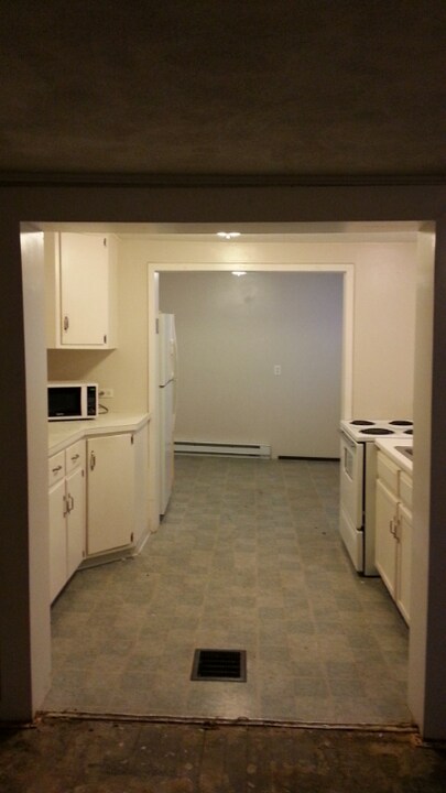93 Washington St-Unit -1 in Marlborough, MA - Building Photo