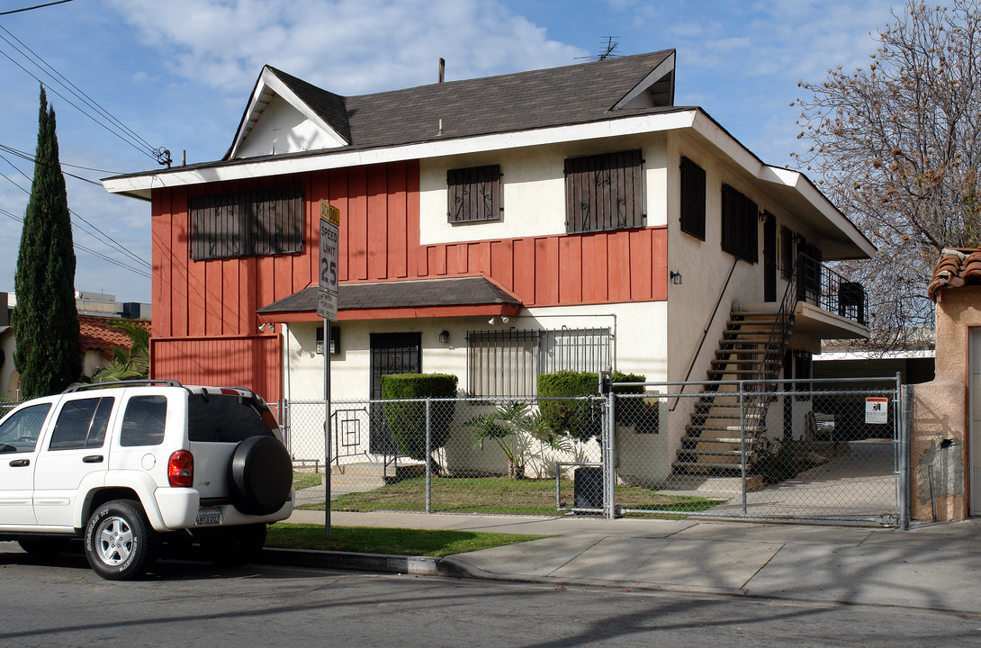 915 S Osage Ave in Inglewood, CA - Building Photo