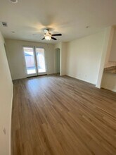 3837 W Rialto Ave in Visalia, CA - Building Photo - Building Photo