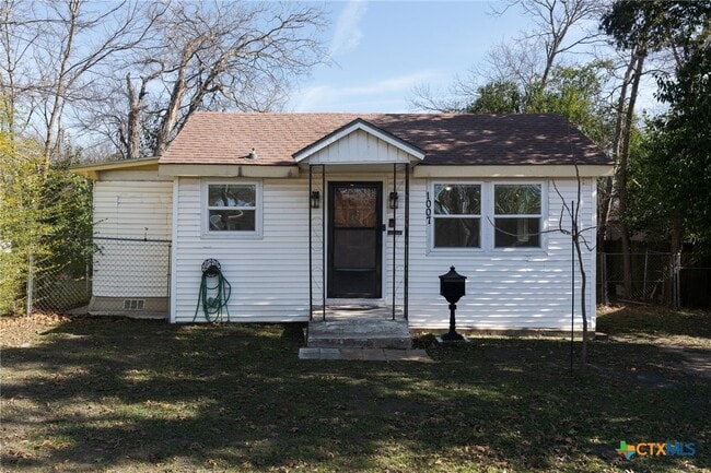 property at 1007 S 25th St