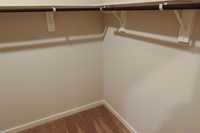 property at 16 Courageous Side Way