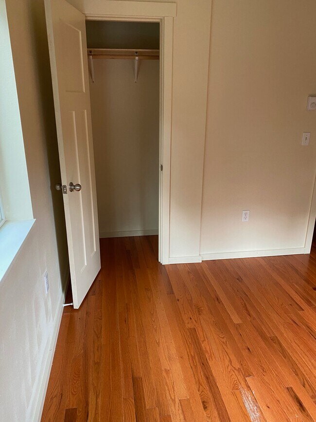 271 SE 117th St in South Beach, OR - Building Photo - Building Photo