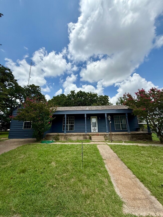 property at 411 Dee Ln