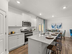 3084 Yellow Hammer Dr SE in Marietta, GA - Building Photo - Building Photo