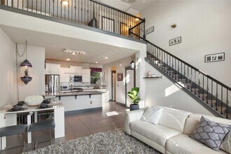 10906 Brazoria Ln in Austin, TX - Building Photo - Building Photo