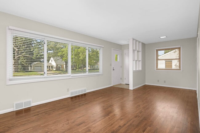 1415 Nevada Ave in St. Louis Park, MN - Building Photo - Building Photo