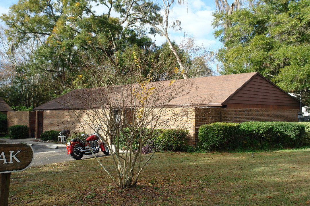 HERITAGE OAK APARTMENTS in High Springs, FL - Building Photo