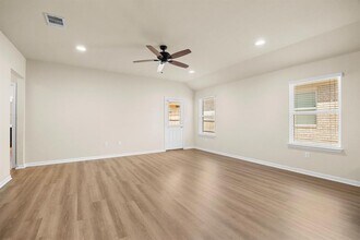 5816 Roderick Dr in Austin, TX - Building Photo - Building Photo