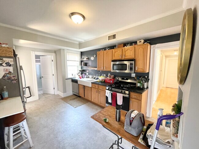 24 Pond St, Unit 3