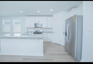 2955 Sunstar Dr in St. Cloud, FL - Building Photo - Building Photo