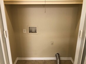 5497 Woodgate Dr-Unit -r5497 in Columbus, GA - Foto de edificio - Building Photo
