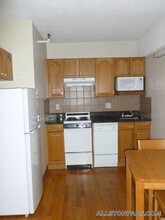 1110 Commonwealth Ave in Boston, MA - Building Photo - Building Photo