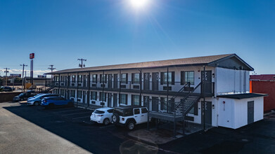 Atrea Inn in Amarillo, TX - Building Photo - Building Photo