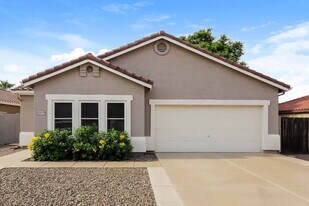 10609 W Angels Ln in Peoria, AZ - Building Photo