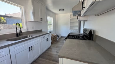 16744 Athol St in Fontana, CA - Building Photo - Building Photo