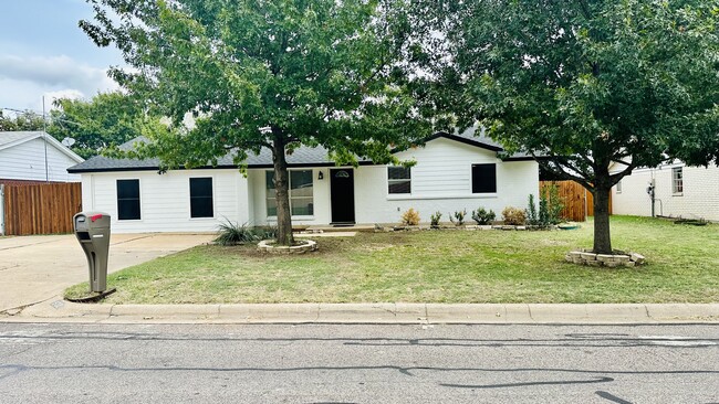 property at 532 NW Douglas St