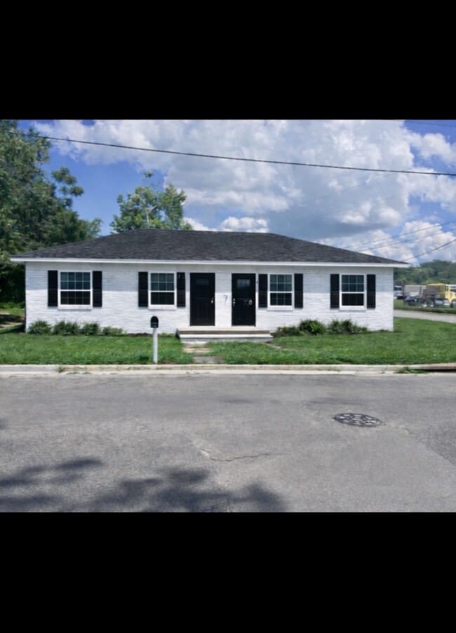 649 Rowe St SE in Orangeburg, SC - Building Photo - Building Photo