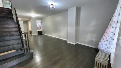 2009 E Tioga St in Philadelphia, PA - Building Photo - Building Photo