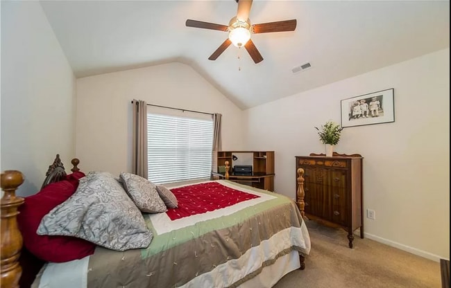 2411 Hartfield Cir in Winston-Salem, NC - Building Photo - Building Photo
