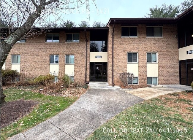 property at 18806 Walkers Choice Rd