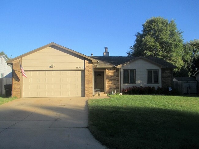 11310 W Delano Ave