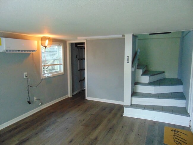 property at 5113 Avenue O 1/2