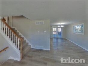 33 Sioux Rd in New Britain, PA - Building Photo - Building Photo