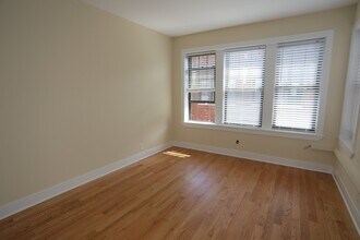 4422 N Wolcott Ave in Chicago, IL - Building Photo - Building Photo