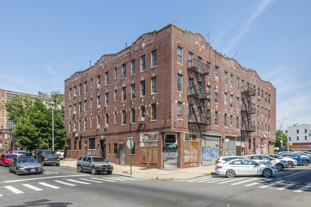 2381 Dean St in Brooklyn, NY - Foto de edificio