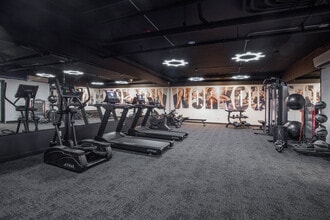 The Lofts at Maple & Main in Smithtown, NY - Building Photo - Interior Photo