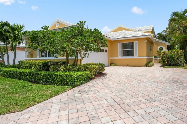 4362 Kensington Park Way in Wellington, FL - Building Photo - Building Photo