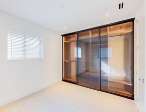 830 NE 171st Ter in North Miami Beach, FL - Building Photo - Building Photo