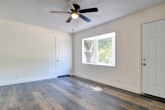 4363 Lisbon St in Fort Worth, TX - Building Photo - Building Photo