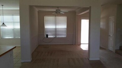 12116 Vienna Apple Rd in Fort Worth, TX - Building Photo - Building Photo