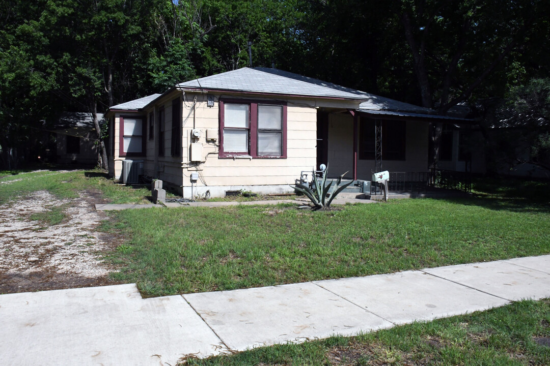 4902 Caswell Ave in Austin, TX - Building Photo