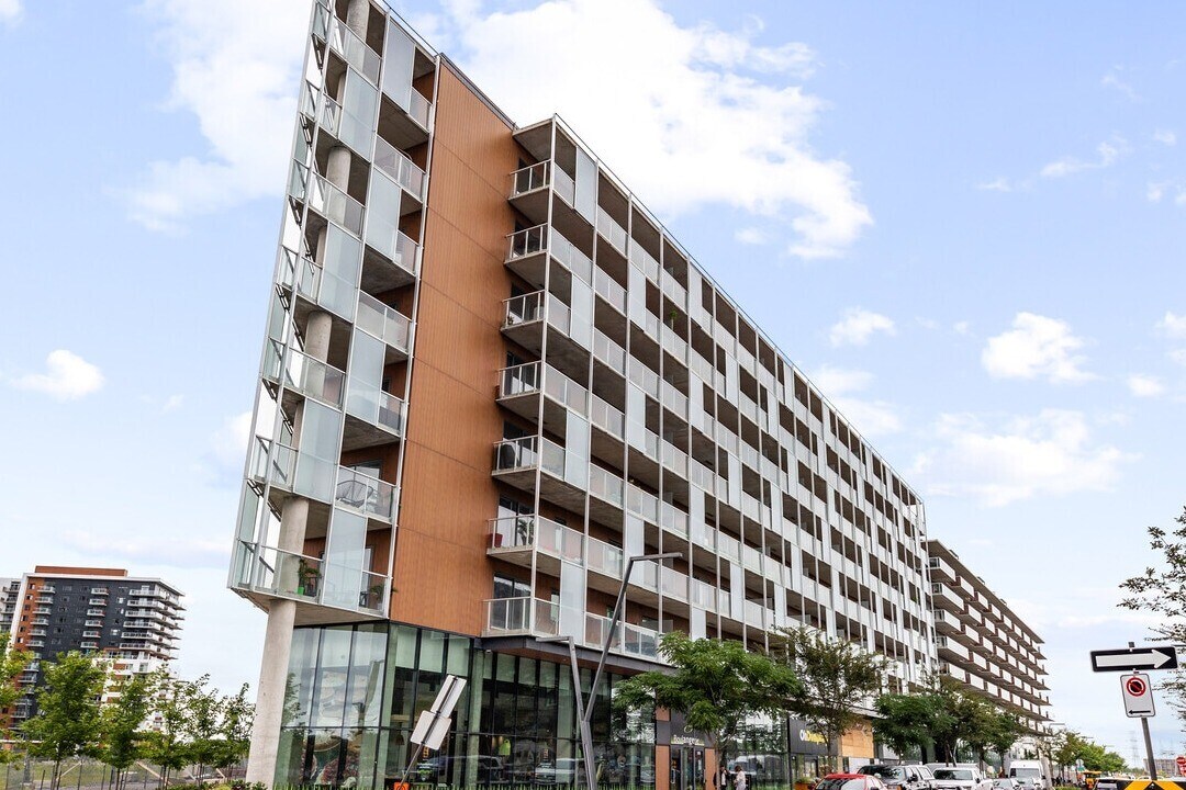 Solar Uniquartier – Lumeo Appartements in Brossard, QC - Foto de edificio