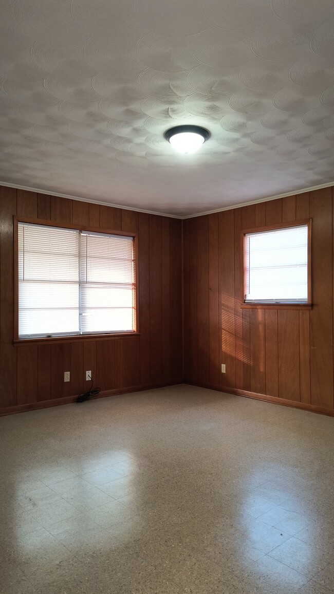 2707 W 27th Ave in Pine Bluff, AR - Building Photo - Building Photo