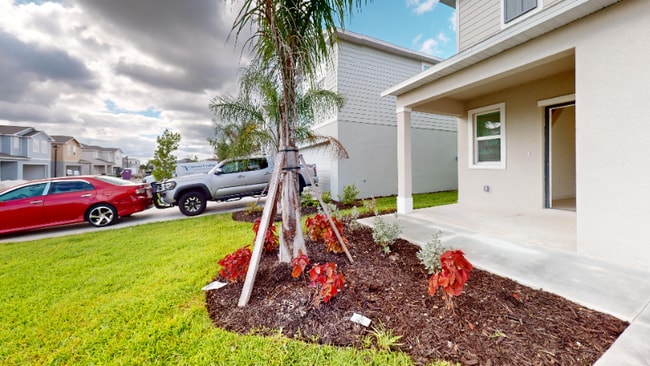 19525 Fairhill Ct in Lehigh Acres, FL - Building Photo - Building Photo