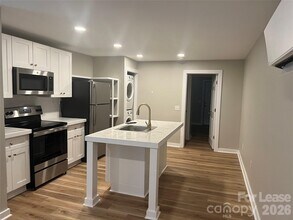 534 N Church St in Mooresville, NC - Building Photo - Building Photo