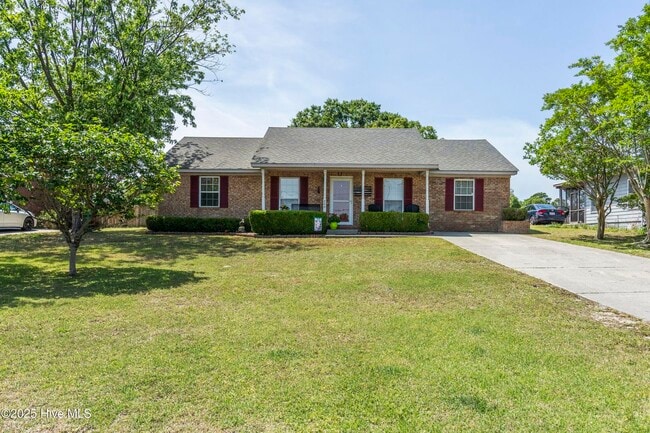 property at 606 Manassas Dr