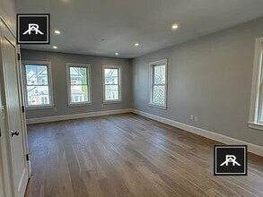 53 Fairbanks St in Boston, MA - Building Photo - Building Photo