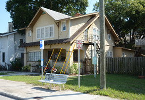Franklin Street in St. Petersburg, FL - Building Photo